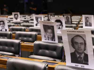 Imagens de pessoas mortas durante a ditadura militar
