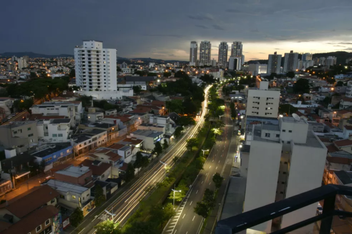 Localizada na Região Metropolitana de São Paulo, a cidade de Jundiaí apresenta um clima propício para o público virar o ano em grande estilo