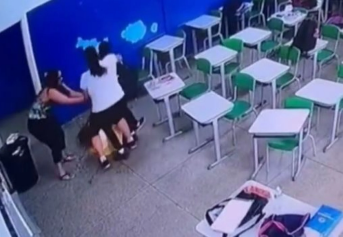 O estudante cometeu o crime nesta segunda-feira (27), em uma cidade de São Paulo