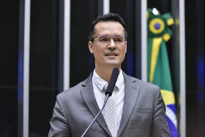 O ex-procurador foi eleito o deputado mais votado do estado do Paraná no ano passado