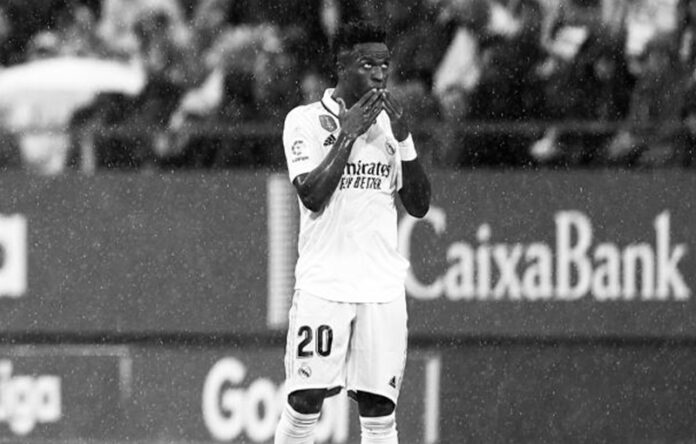 O jogador sofreu racismo no último domingo (21), na partida do Real Madrid contra o Valencia