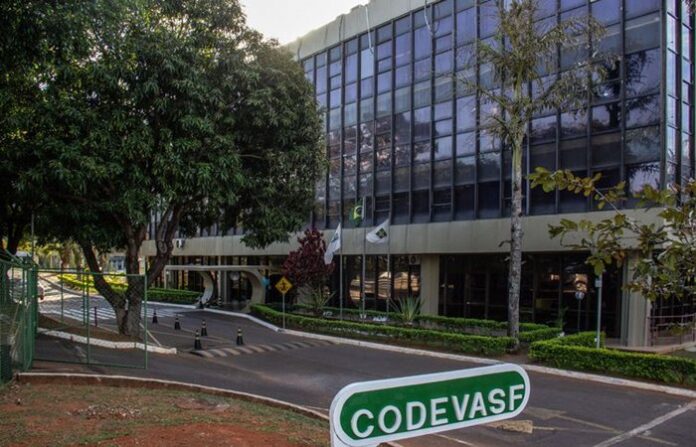 Com o radar da PF ligado, a Codevasf ordenou a suspensão de contratos de outra empresa