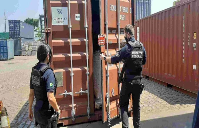 Quantia estimada de drogas exportadas pelo PCC no local é de 60 toneladas