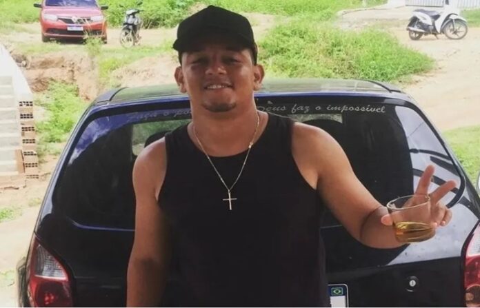 Homem chegou a ser socorrido, porém perdeu muito sangue após ferimentos graves na perna