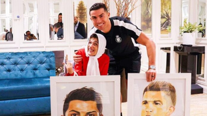 Durante um ato no país, Cristiano Ronaldo abraçou uma artista iraniana